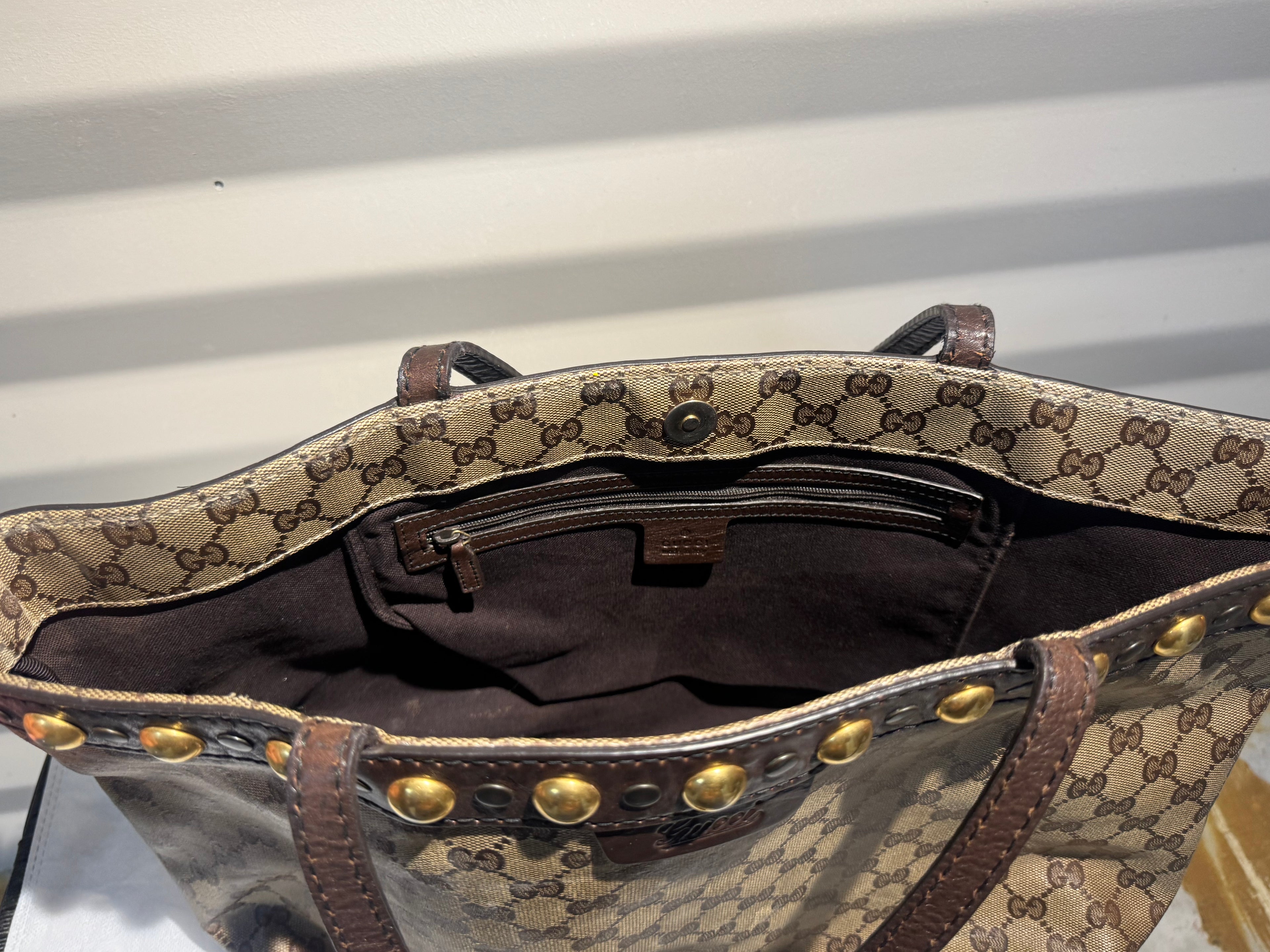 GUCCI |  Medium GG Crystal Babouska Tote