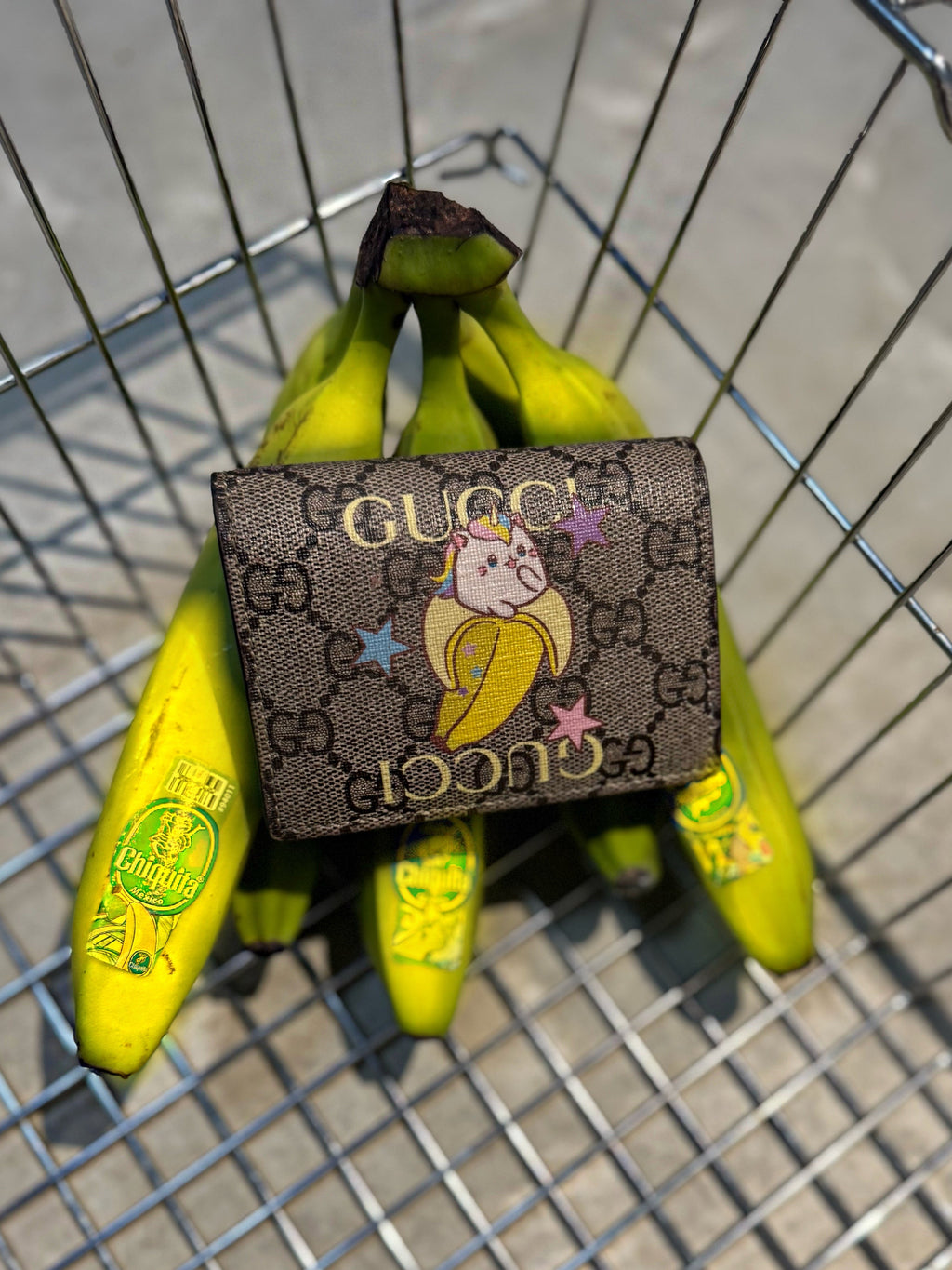 GUCCI | Rainbow and Stars Bananya GG Supreme Compact Wallet